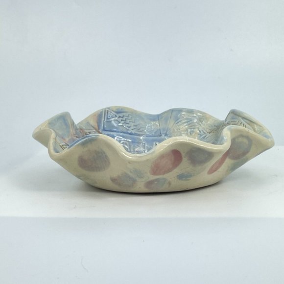 Empty Bowls Art Pottery Stoneware Bowl Blue Tan Pink Paws Fish Spots Signed 2015 - Picture 4 of 10